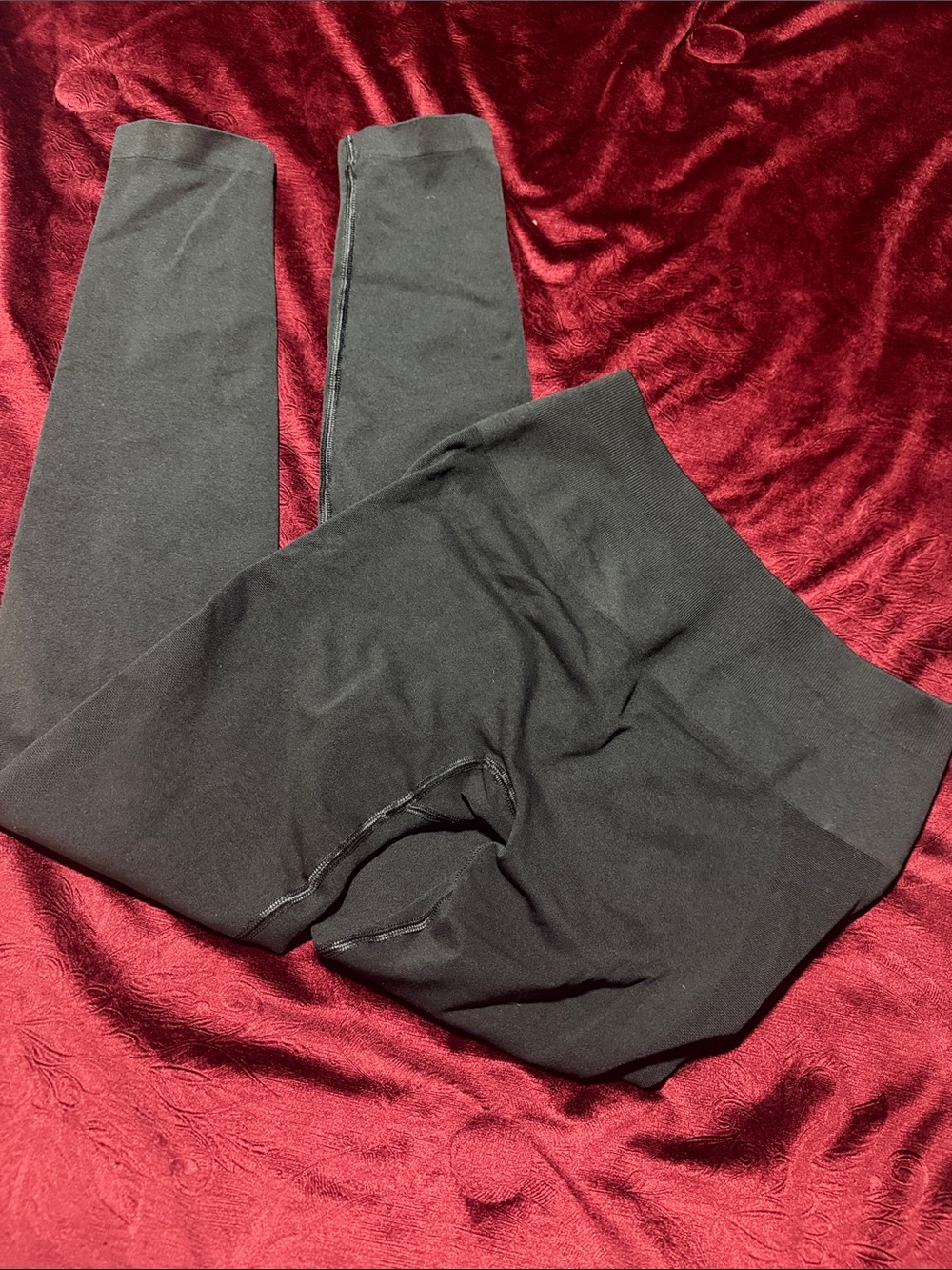Alphalete pump mid rise black